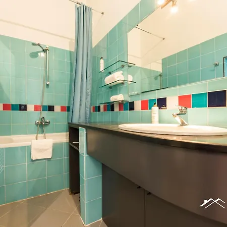 Center 3m |2 Br| A/c| Wifi By Tilo Apartment *