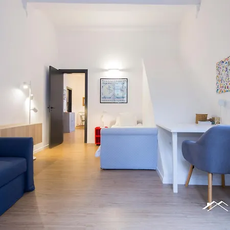 Daire Center 3m |2 Br| A/c| Wifi By Tilo Cenova