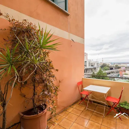 Daire Center 3m |2 Br| A/c| Wifi By Tilo